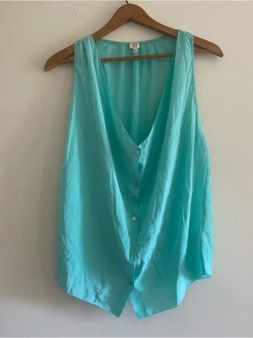 Aritzia Wilfred 100% Silk Flowy Sleeveless Blouse